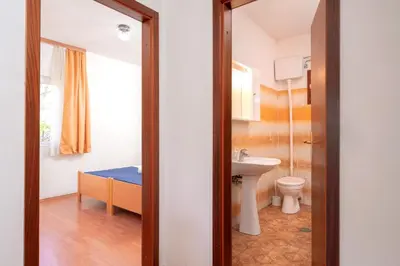 Kupaonica u objektu Holiday Home Sansevic