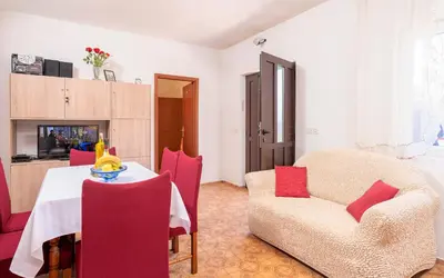 TV i/ili zabavni centar u objektu Holiday Home Sansevic