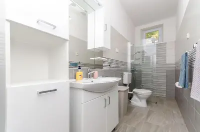 Kupaonica u objektu Apartment Kokic