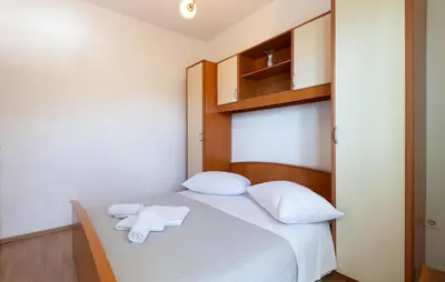 Krevet ili kreveti u jedinici u objektu Amazing Apartment In Omis With Wifi