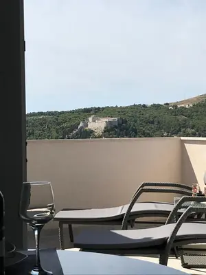 Pogled na planine ili pogled na planine iz apartmana