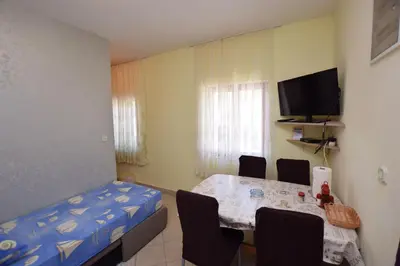 TV i/ili zabavni centar u objektu Apartments Milena