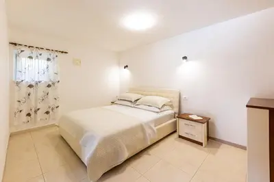 Krevet ili kreveti u jedinici u objektu Villa Bella Pietra with private pool, sauna