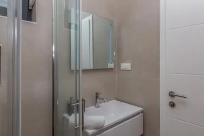 Kupaonica u objektu Holiday House Omis - Naklice