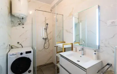 Kupaonica u objektu 1 Bedroom Lovely Apartment In Sutivan
