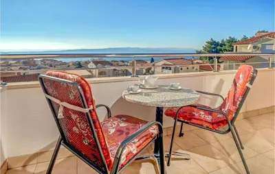 Balkon ili terasa u objektu Stunning Apartment In Baska Voda