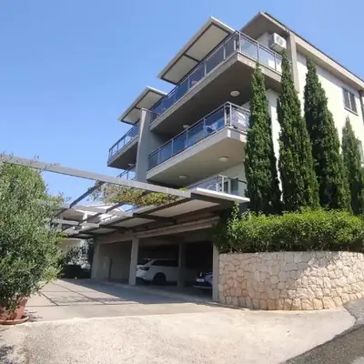 Apartment Božan