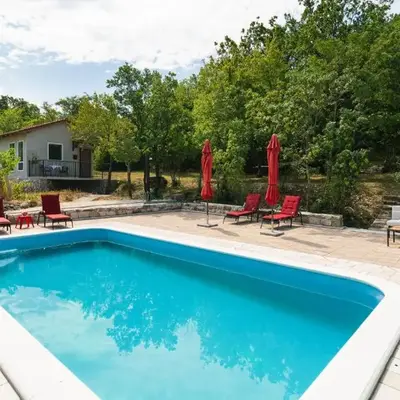 Stunning Home In Omis