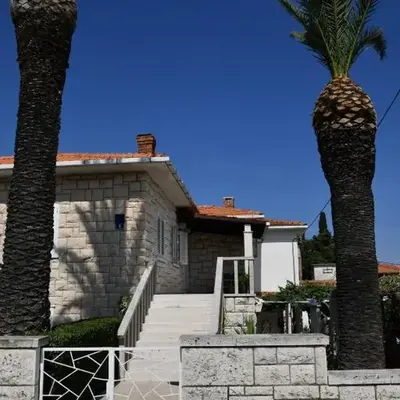 A apartment with terrace 1 min walk to the beach