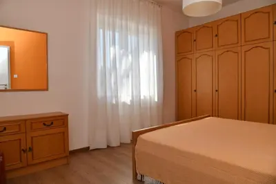 Krevet ili kreveti u jedinici u objektu B apartment with terrace 1 min walk to the beach