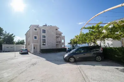 Zgrada u kojoj se nalazi apartman