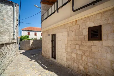 Zgrada u kojoj se nalazi apartman
