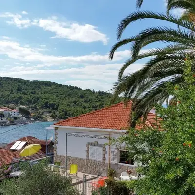 Apartments by the sea Stomorska