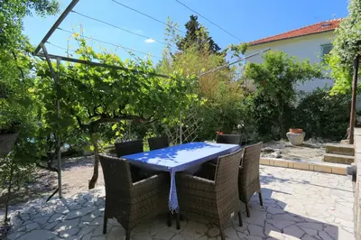 Vrt u objektu Apartments by the sea Stanici, Omis - 1031