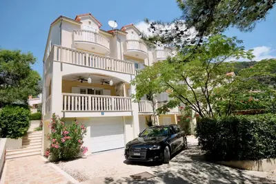 Zgrada u kojoj se nalazi apartman
