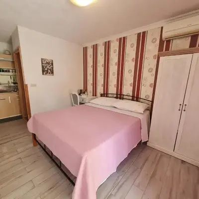 Studio apartment in Stari grad