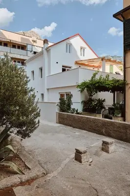 Zgrada u kojoj se nalazi apartman