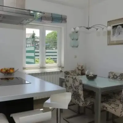 Three Bedroom Apartment A4 2