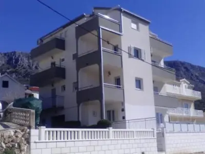 Zgrada u kojoj se nalazi apartman