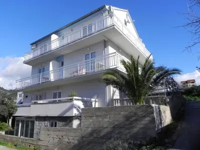 Zgrada u kojoj se nalazi apartman