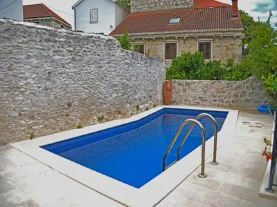 Bazen u objektu Apartments Villa Nada Sutivan - Two Bedroom Apartment with Terrace ili u blizini