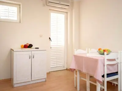 Kuhinja ili čajna kuhinja u objektu Apartments Bo ica - Studio