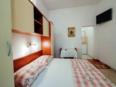Krevet ili kreveti u jedinici u objektu Apartments Pezo - Studio apartment Tina 1