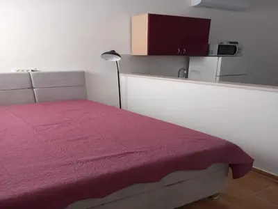Kuhinja ili čajna kuhinja u objektu Studio Apartment with Terrace A5 ST