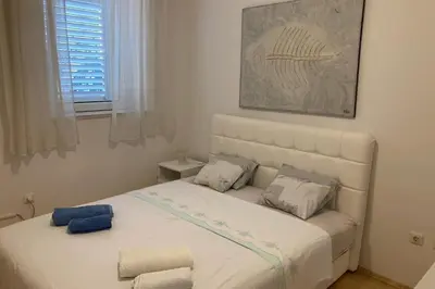 Krevet ili kreveti u jedinici u objektu Apartments by the sea Hvar - 24926