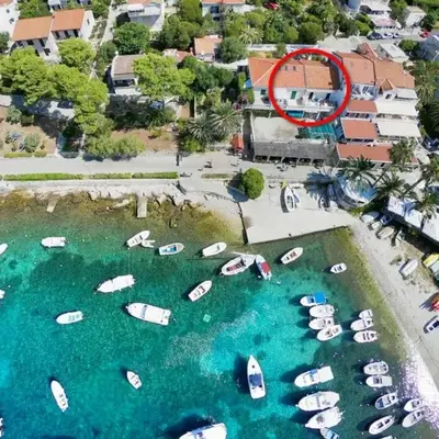 Apartments by the sea Hvar - 24926