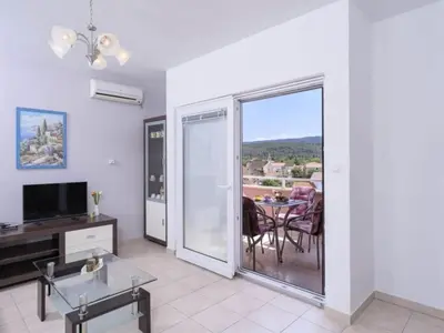 Pogled na planine ili pogled na planine iz apartmana