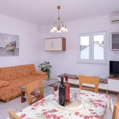 One Bedroom Luxury Apartment with Balcony and Sea View 1