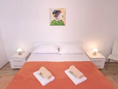 Krevet ili kreveti u jedinici u objektu One Bedroom Apartment with Terrace 5