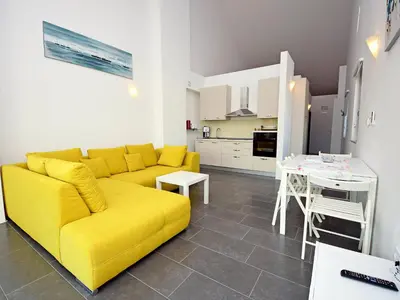 Kuhinja ili čajna kuhinja u objektu Apartment Molo Lozna-1 by Interhome