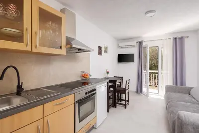 Kuhinja ili čajna kuhinja u objektu Aqua Maris Apartments