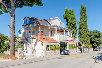 Zgrada u kojoj se nalazi apartman