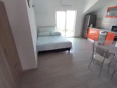 Krevet ili kreveti u jedinici u objektu Superior One Bedroom Apartment with Balcony and Sea View