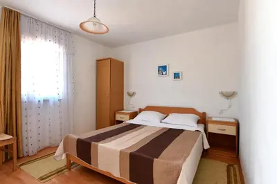 Krevet ili kreveti u jedinici u objektu Apartments by the sea Cove Zarace - Gdinj, Hvar - 4597