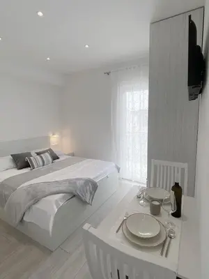 Krevet ili kreveti u jedinici u objektu Paladin Studio Apartments