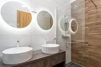 Kupaonica u objektu Villa Eden with heated pool