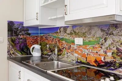 Kuhinja ili čajna kuhinja u objektu Villa Jakov Apartments II