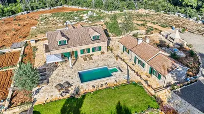 Bazen u objektu Old Town Villa Hvar ili u blizini