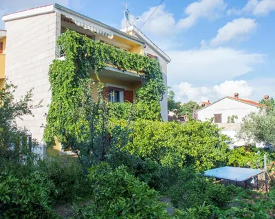 Vrt u objektu Apartmani Marita