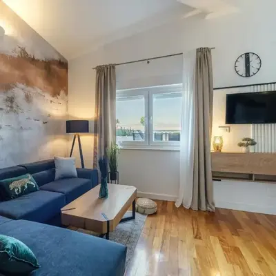 Apartments Tomy - Penthouse Two bedroom apartment with Terrace and Sea View
