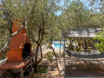 Vrt u objektu Holiday Home Komplex Oliva mit Pool und großem Garten by Interhome