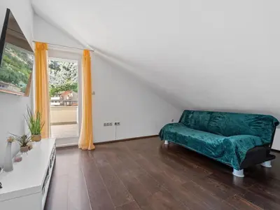Tlocrt objekta Apartment Ferienappartement mit zwei Meerblick-Balkonen by Interhome