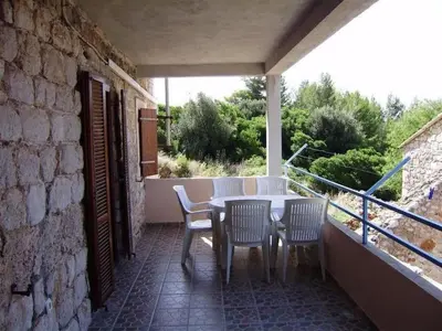 Balkon ili terasa u objektu Apartment in Ivan Dolac mit Terrasse by Interhome