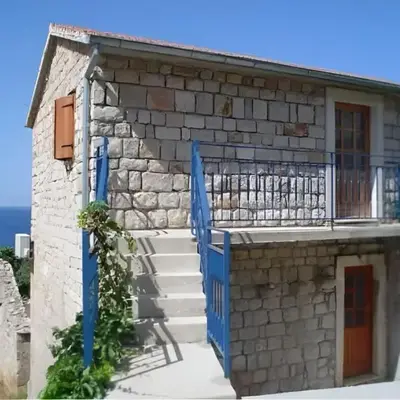 Apartment in Ivan Dolac mit Terrasse by Interhome