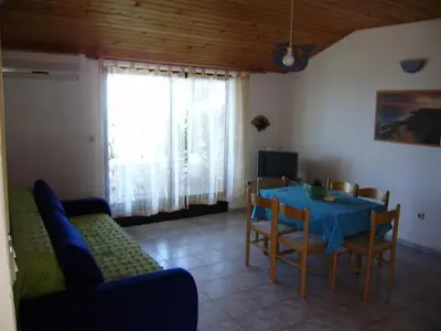 TV i/ili zabavni centar u objektu Apartment Wohnung Ana mit großer Terrasse by Interhome