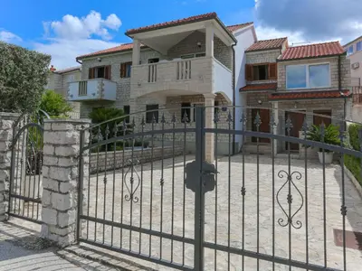 Zgrada u kojoj se nalazi apartman